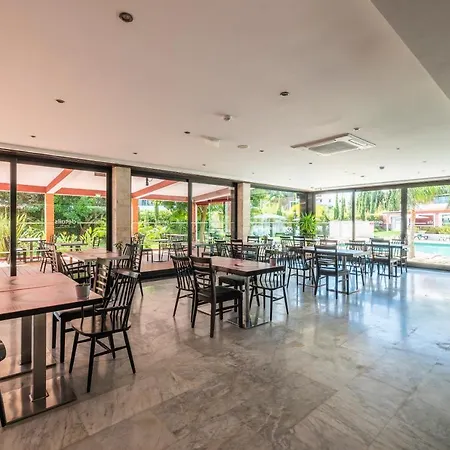Ξενοδοχείο με διαμερίσματα Topazio Vibe & - Adults Friendly 3*