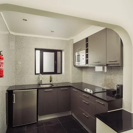 Topazio Vibe & - Adults Friendly Apartmanhotel Albufeira