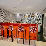 Апарт-отель Topazio Vibe & - Adults Friendly Албуфейра