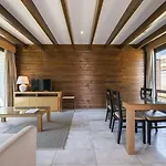 Апарт-отель Topazio Vibe & - Adults Friendly Албуфейра