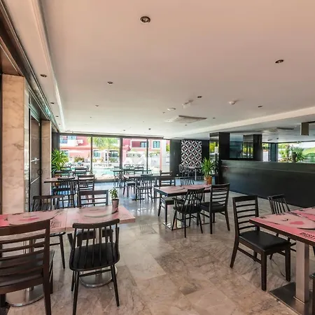 Aparthotel Topazio Vibe & - Adults Friendly Albufeira